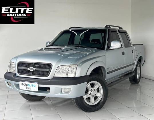 CHEVROLET S10 2.4 ADVANTAGE 4X2 CD 8V FLEX 4P MANUAL CHEVROLET S10 2.4 ADVANTAGE 4X2 CD 8V FLEX 4P MANUAL